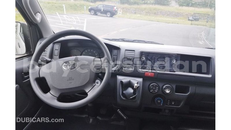 Big with watermark toyota hiace al jazirah state import dubai 3343