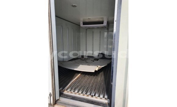 Buy Import Kia Carens White Car in Import - Dubai in Al Jazirah State Buy Import Kia Carens White Car in Import - Dubai in Al Jazirah State