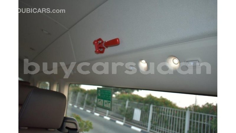 Big with watermark toyota hiace al jazirah state import dubai 3349