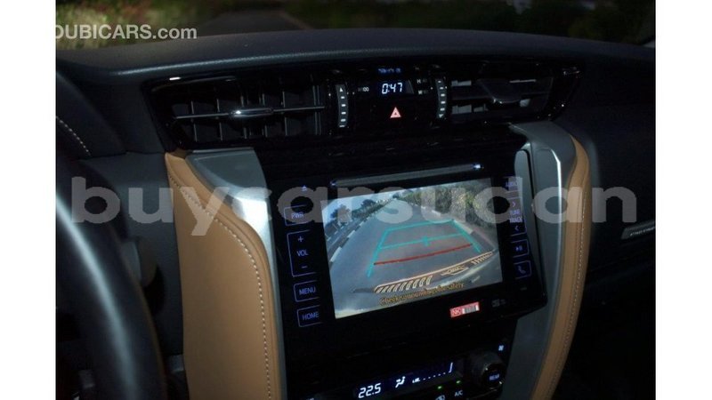 Big with watermark toyota fortuner al jazirah state import dubai 3350