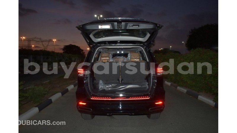 Big with watermark toyota fortuner al jazirah state import dubai 3350