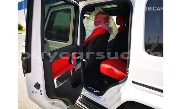 Buy Import Mercedes-Benz 190 White Car in Import - Dubai in Al Jazirah State Buy Import Mercedes-Benz 190 White Car in Import - Dubai in Al Jazirah State