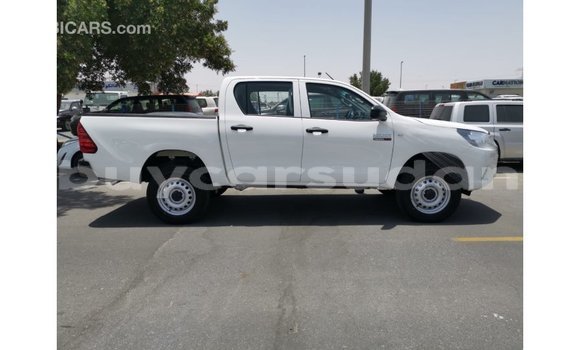 Buy Import Toyota Hilux White Car in Import - Dubai in Al Jazirah State Buy Import Toyota Hilux White Car in Import - Dubai in Al Jazirah State