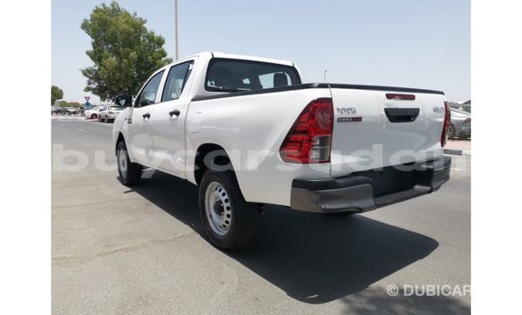 Buy Import Toyota Hilux White Car in Import - Dubai in Al Jazirah State Buy Import Toyota Hilux White Car in Import - Dubai in Al Jazirah State