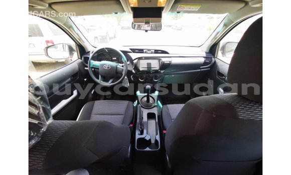 Buy Import Toyota Hilux White Car in Import - Dubai in Al Jazirah State Buy Import Toyota Hilux White Car in Import - Dubai in Al Jazirah State