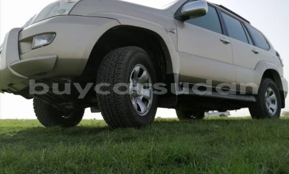 Acheter Occasion Voiture Toyota Land Cruiser Prado Beige à Khartoum, Khartoum Acheter Occasion Voiture Toyota Land Cruiser Prado Beige à Khartoum, Khartoum