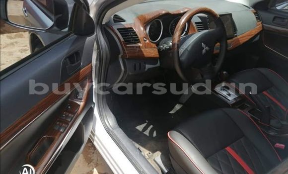 Acheter Occasion Voiture Toyota Land Cruiser Gris à Khartoum, Khartoum Acheter Occasion Voiture Toyota Land Cruiser Gris à Khartoum, Khartoum