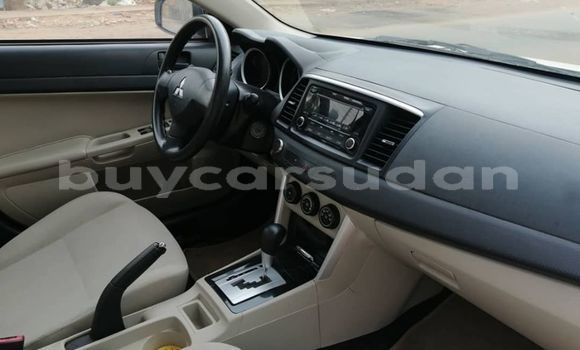 Acheter Occasion Voiture Mitsubishi Lancer Blanc à Khartoum, Khartoum Acheter Occasion Voiture Mitsubishi Lancer Blanc à Khartoum, Khartoum