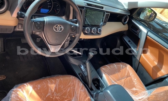 Buy Used Toyota RAV4 White Car in Omdourman in Khartoum Buy Used Toyota RAV4 White Car in Omdourman in Khartoum