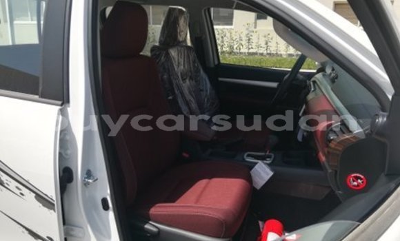 Acheter Neuf Voiture Toyota Hilux Blanc à Import - Dubai, État d'Al Jazirah Acheter Neuf Voiture Toyota Hilux Blanc à Import - Dubai, État d'Al Jazirah