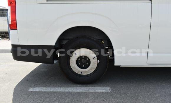 Acheter Neuf Voiture Toyota Hiace Blanc à Import - Dubai, État d'Al Jazirah Acheter Neuf Voiture Toyota Hiace Blanc à Import - Dubai, État d'Al Jazirah