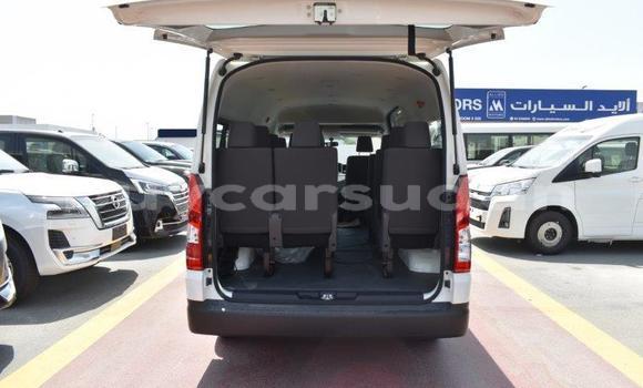 Acheter Neuf Voiture Toyota Hiace Blanc à Import - Dubai, État d'Al Jazirah Acheter Neuf Voiture Toyota Hiace Blanc à Import - Dubai, État d'Al Jazirah
