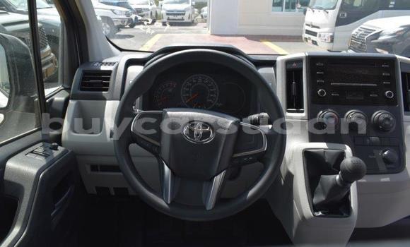 Acheter Neuf Voiture Toyota Hiace Blanc à Import - Dubai, État d'Al Jazirah Acheter Neuf Voiture Toyota Hiace Blanc à Import - Dubai, État d'Al Jazirah