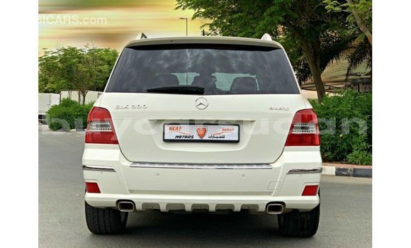 Buy Import Mercedes-Benz 190 White Car in Import - Dubai in Al Jazirah State Buy Import Mercedes-Benz 190 White Car in Import - Dubai in Al Jazirah State