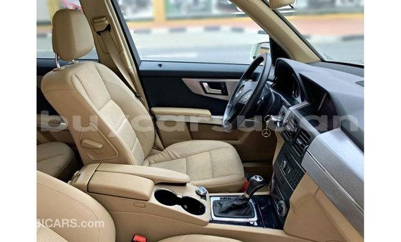 Buy Import Mercedes-Benz 190 White Car in Import - Dubai in Al Jazirah State Buy Import Mercedes-Benz 190 White Car in Import - Dubai in Al Jazirah State