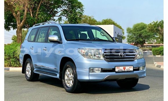 Buy Import Toyota Land Cruiser Blue Car in Import - Dubai in Al Jazirah State