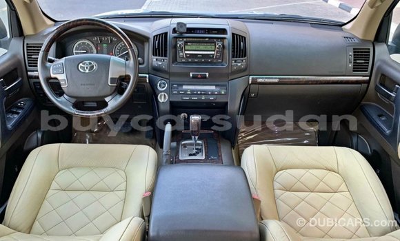 Buy Import Toyota Land Cruiser Blue Car in Import - Dubai in Al Jazirah State Buy Import Toyota Land Cruiser Blue Car in Import - Dubai in Al Jazirah State