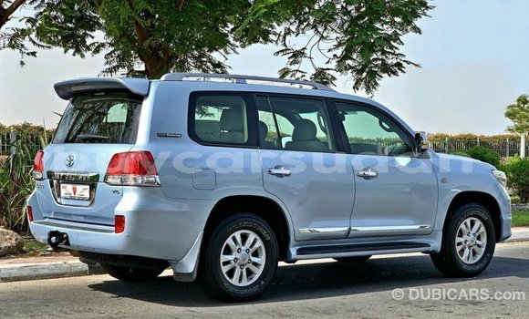 Buy Import Toyota Land Cruiser Blue Car in Import - Dubai in Al Jazirah State Buy Import Toyota Land Cruiser Blue Car in Import - Dubai in Al Jazirah State