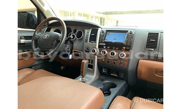 Buy Import Toyota Tundra White Car in Import - Dubai in Al Jazirah State Buy Import Toyota Tundra White Car in Import - Dubai in Al Jazirah State