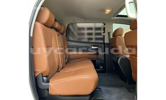 Buy Import Toyota Tundra White Car in Import - Dubai in Al Jazirah State Buy Import Toyota Tundra White Car in Import - Dubai in Al Jazirah State