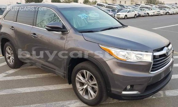 Buy Import Toyota Highlander Other Car in Import - Dubai in Al Jazirah State Buy Import Toyota Highlander Other Car in Import - Dubai in Al Jazirah State