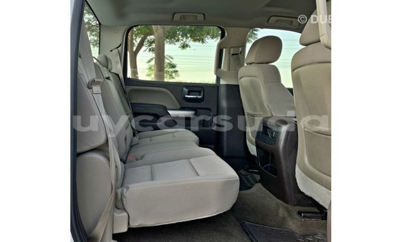 Buy Import Chevrolet Silverado White Car in Import - Dubai in Al Jazirah State Buy Import Chevrolet Silverado White Car in Import - Dubai in Al Jazirah State