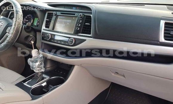 Buy Import Toyota Highlander Other Car in Import - Dubai in Al Jazirah State Buy Import Toyota Highlander Other Car in Import - Dubai in Al Jazirah State