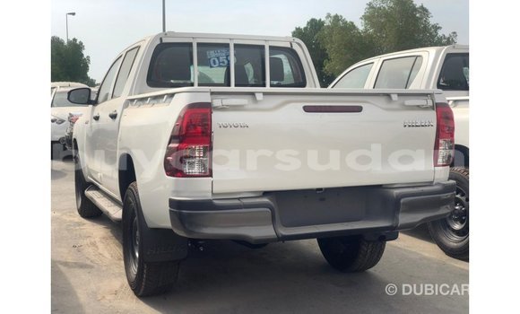 Buy Import Toyota Hilux White Car in Import - Dubai in Al Jazirah State Buy Import Toyota Hilux White Car in Import - Dubai in Al Jazirah State
