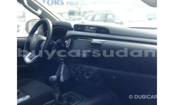 Buy Import Toyota Hilux White Car in Import - Dubai in Al Jazirah State Buy Import Toyota Hilux White Car in Import - Dubai in Al Jazirah State