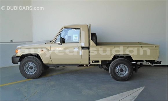 Buy Import Toyota Land Cruiser Beige Car in Import - Dubai in Al Jazirah State Buy Import Toyota Land Cruiser Beige Car in Import - Dubai in Al Jazirah State