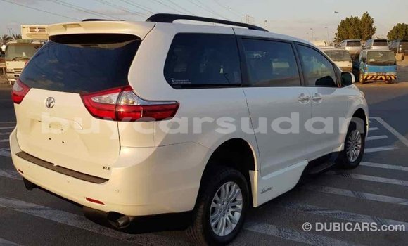 Buy Import Toyota Sienna White Car in Import - Dubai in Al Jazirah State Buy Import Toyota Sienna White Car in Import - Dubai in Al Jazirah State
