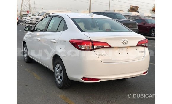 Buy Import Toyota DA White Truck in Import - Dubai in Al Jazirah State Buy Import Toyota DA White Truck in Import - Dubai in Al Jazirah State