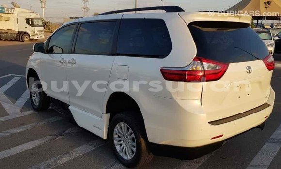 Buy Import Toyota Sienna White Car in Import - Dubai in Al Jazirah State Buy Import Toyota Sienna White Car in Import - Dubai in Al Jazirah State