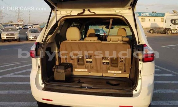 Buy Import Toyota Sienna White Car in Import - Dubai in Al Jazirah State Buy Import Toyota Sienna White Car in Import - Dubai in Al Jazirah State