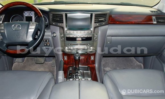 Buy Import Lexus LX Other Car in Import - Dubai in Al Jazirah State Buy Import Lexus LX Other Car in Import - Dubai in Al Jazirah State