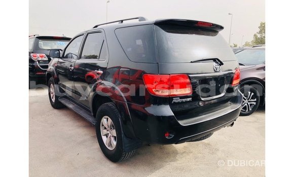 Acheter Import Voiture Toyota Fortuner Noir à Import - Dubai, État d'Al Jazirah Acheter Import Voiture Toyota Fortuner Noir à Import - Dubai, État d'Al Jazirah