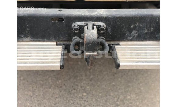 Acheter Import Voiture Toyota Land Cruiser Blanc à Import - Dubai, État d'Al Jazirah Acheter Import Voiture Toyota Land Cruiser Blanc à Import - Dubai, État d'Al Jazirah