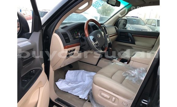 Buy Import Toyota Land Cruiser Black Car in Import - Dubai in Al Jazirah State Buy Import Toyota Land Cruiser Black Car in Import - Dubai in Al Jazirah State