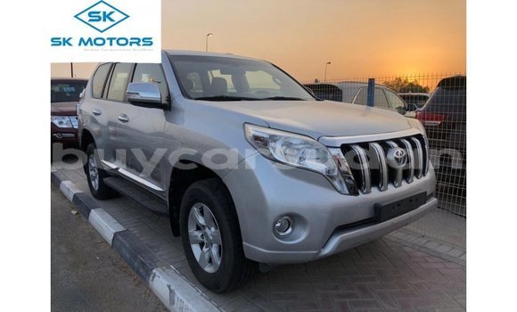 Acheter Import Voiture Toyota Prado Autre à Import - Dubai, État d'Al Jazirah