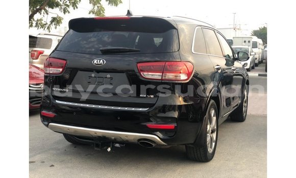 Acheter Import Voiture Kia Sorento Noir à Import - Dubai, État d'Al Jazirah Acheter Import Voiture Kia Sorento Noir à Import - Dubai, État d'Al Jazirah
