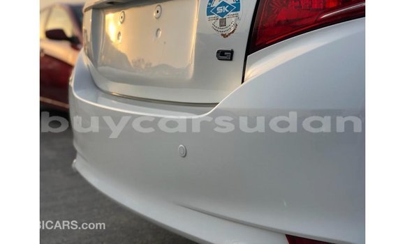 Acheter Import Voiture Toyota Yaris Blanc à Import - Dubai, État d'Al Jazirah Acheter Import Voiture Toyota Yaris Blanc à Import - Dubai, État d'Al Jazirah