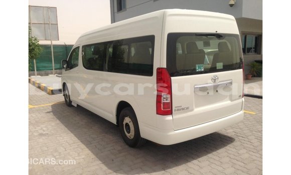 Acheter Import Voiture Toyota Hiace Blanc à Import - Dubai, État d'Al Jazirah Acheter Import Voiture Toyota Hiace Blanc à Import - Dubai, État d'Al Jazirah