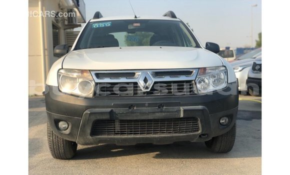 Acheter Import Voiture Renault Duster Blanc à Import - Dubai, État d'Al Jazirah Acheter Import Voiture Renault Duster Blanc à Import - Dubai, État d'Al Jazirah
