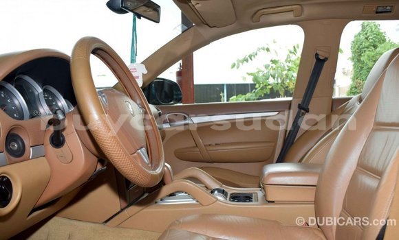 Buy Import Porsche Cayenne Green Car in Import - Dubai in Al Jazirah State Buy Import Porsche Cayenne Green Car in Import - Dubai in Al Jazirah State