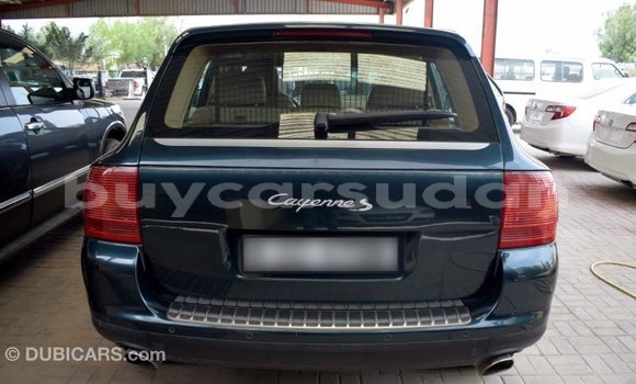 Buy Import Porsche Cayenne Green Car in Import - Dubai in Al Jazirah State Buy Import Porsche Cayenne Green Car in Import - Dubai in Al Jazirah State