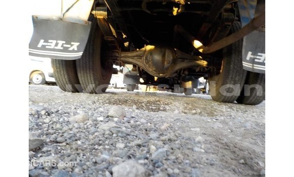 Buy Import Toyota Dyna Blue Truck in Import - Dubai in Al Jazirah State Buy Import Toyota Dyna Blue Truck in Import - Dubai in Al Jazirah State