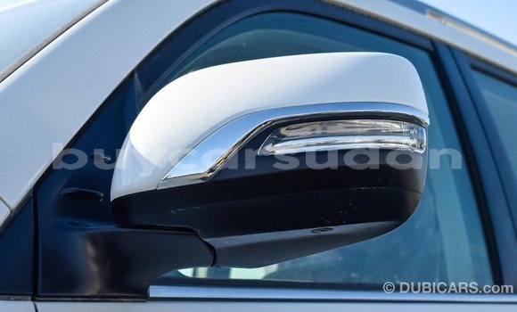 Buy Import Toyota Land Cruiser White Car in Import - Dubai in Al Jazirah State Buy Import Toyota Land Cruiser White Car in Import - Dubai in Al Jazirah State