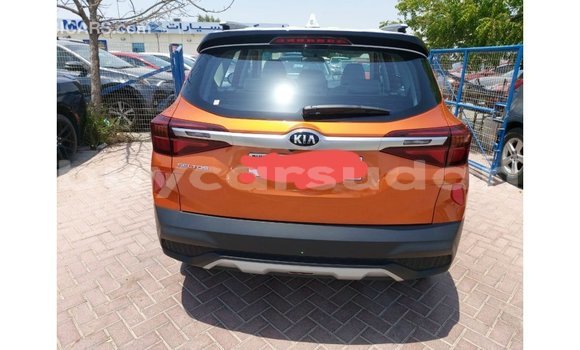 Buy Import Kia Carens Other Car in Import - Dubai in Al Jazirah State Buy Import Kia Carens Other Car in Import - Dubai in Al Jazirah State