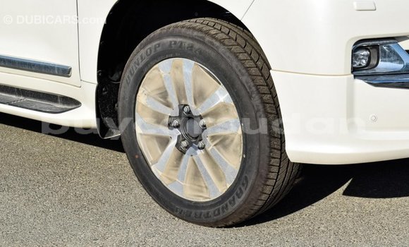 Buy Import Toyota Land Cruiser White Car in Import - Dubai in Al Jazirah State Buy Import Toyota Land Cruiser White Car in Import - Dubai in Al Jazirah State