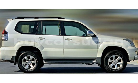 Buy Import Toyota Prado White Car in Import - Dubai in Al Jazirah State Buy Import Toyota Prado White Car in Import - Dubai in Al Jazirah State